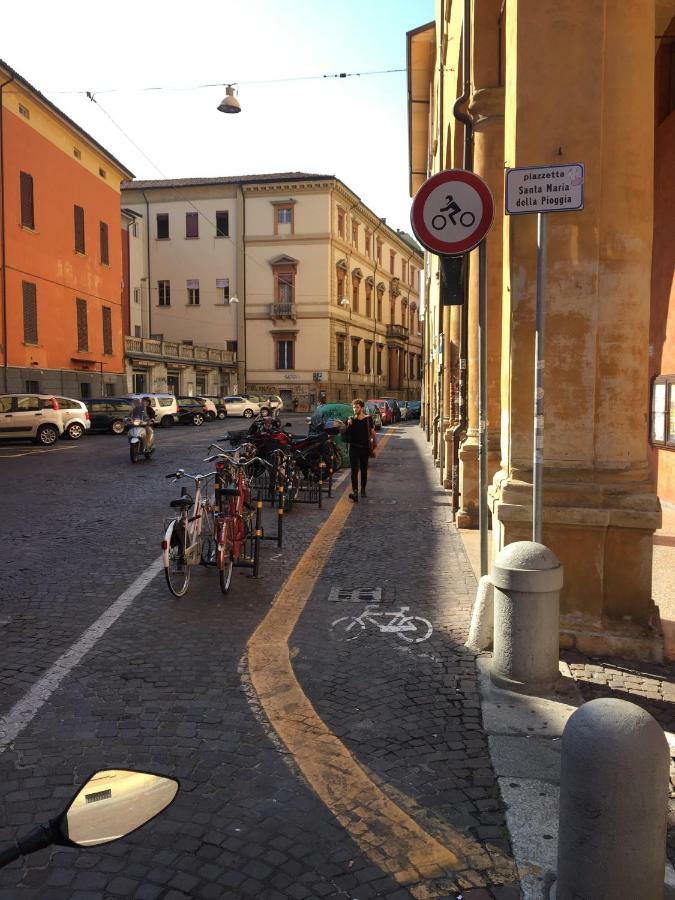 Rr 108 Lägenhet Bologna Exteriör bild